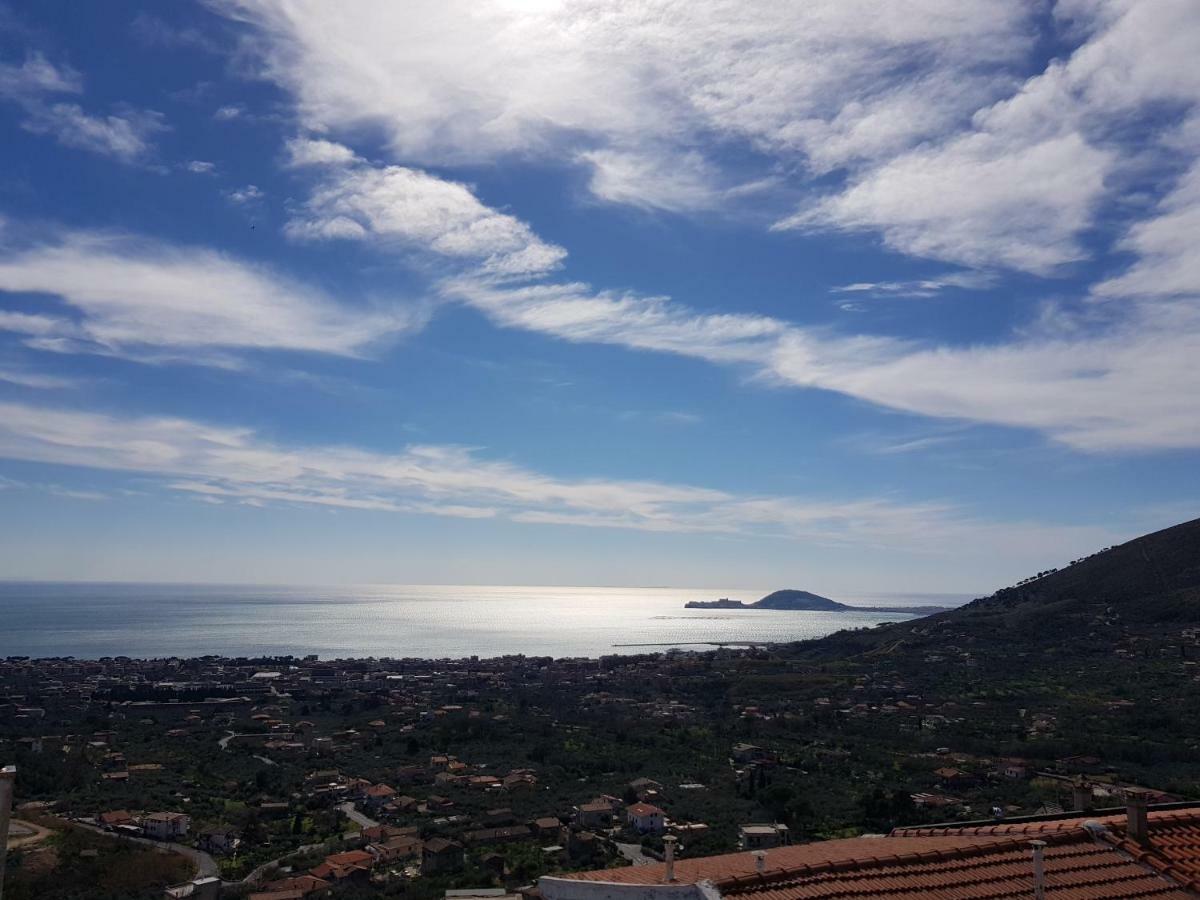 La Dimora Di Ares Villa ฟอร์เมีย ภายนอก รูปภาพ